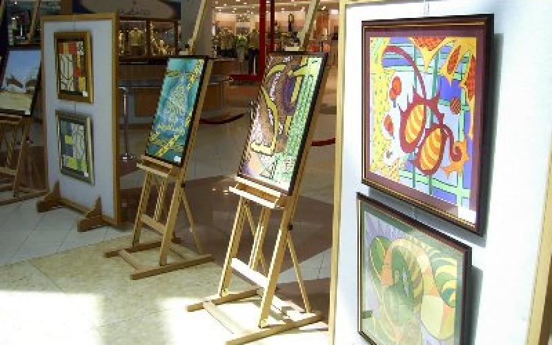 التشكيليون العراقيون يجدون متنفسا على الساحة الثقافية الأردنية