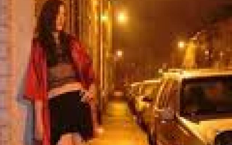 الجميلات العاملات...! 