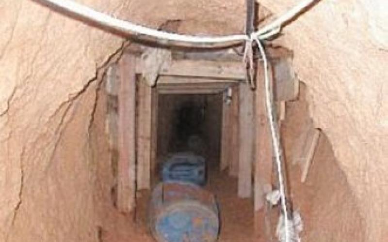 محامون يقدمون بلاغا لاستخدام مصر الغاز السام بأنفاق غزة