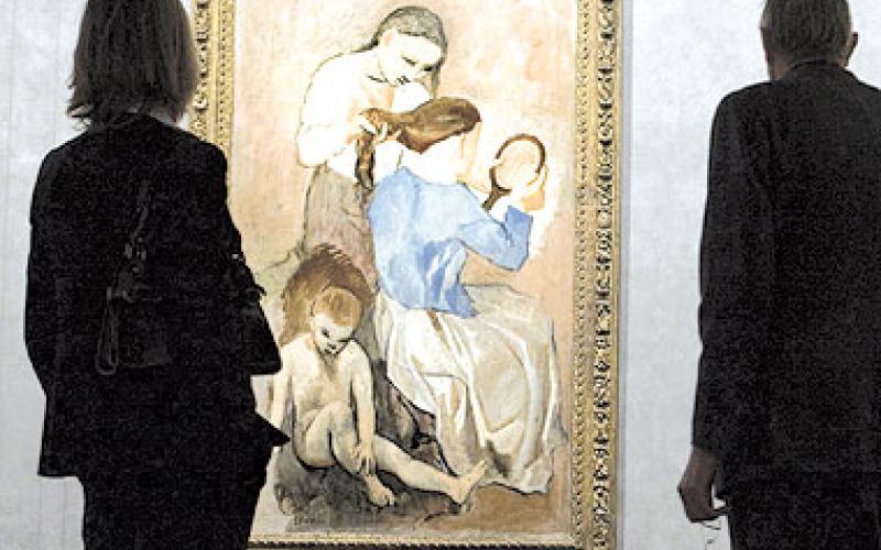 معرض "مبدعات رائدات" في الرواد الكبار