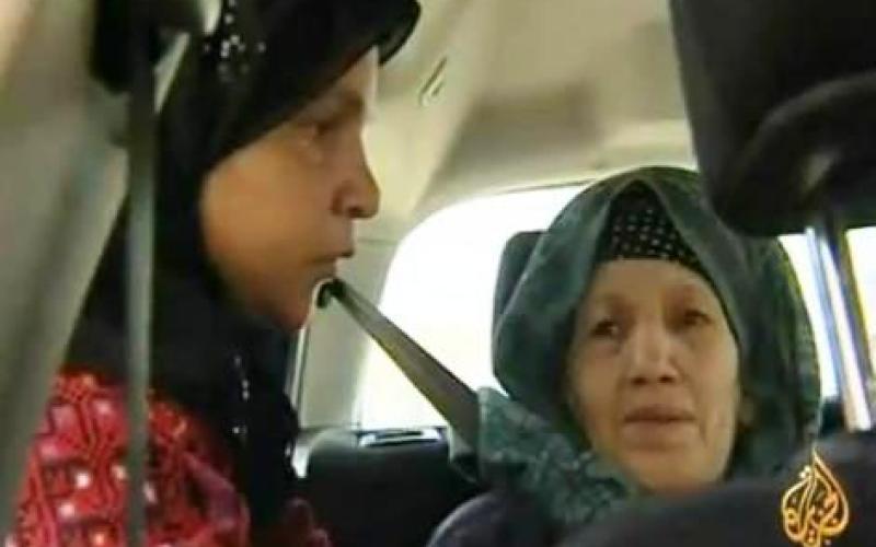 صباح تفتح ملف "لم الشمل" بعد فراق دام 10 سنوات عن أمها 