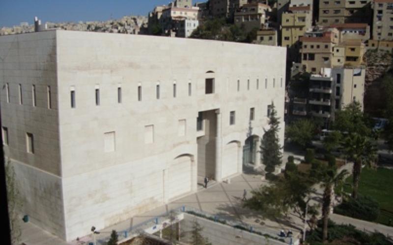 88 موظف أمانة يعتصمون السبت أمام مقر الأمانة