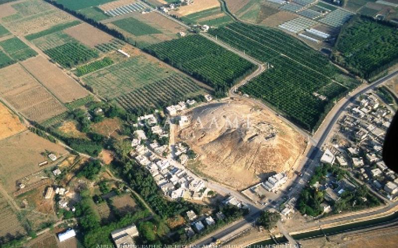 أهالي دير علا يتهمون رئيس بلديتهم بالتمييز بين المناطق (فيديو)