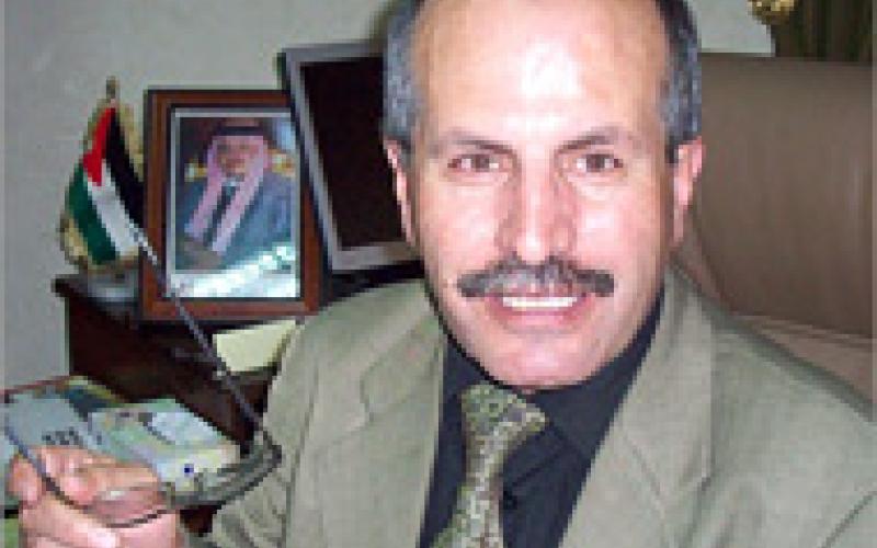 إحالة المومني للتقاعد