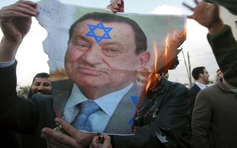 طي ملف قضية شتم حسني مبارك امام السفارة المصرية في عمان