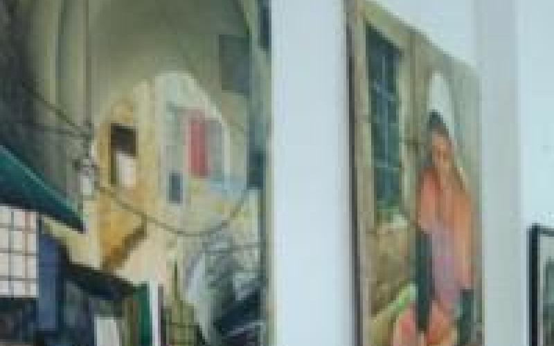 معرض تشكيلي ونحتي بالزرقاء