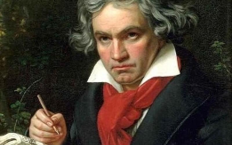 معزوفات لبيتهوفن في "الحسين الثقافي"