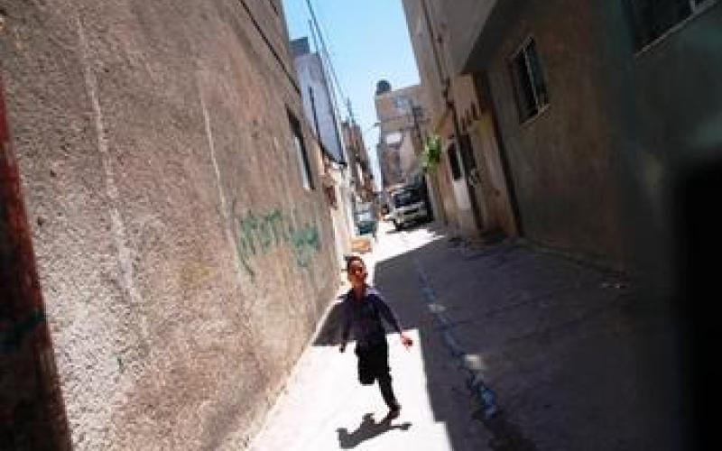 100 residents per square km in Baqaa