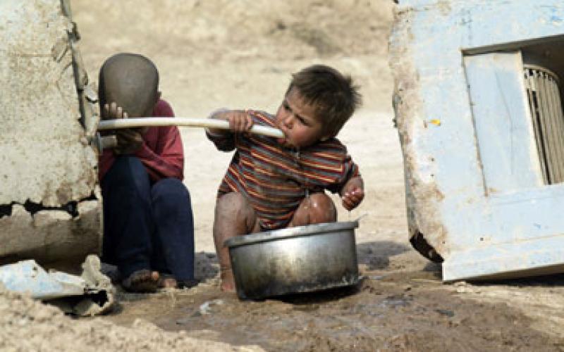 اغلب مناطق دير علا تعاني من شح المياه ..فيديو