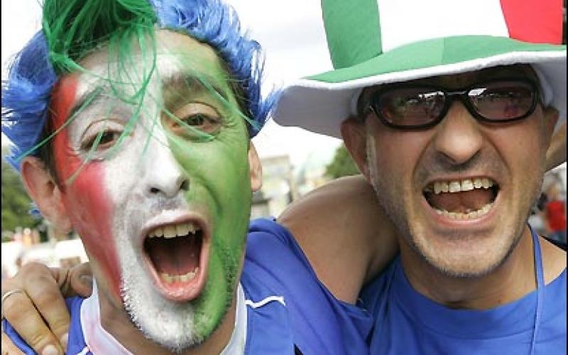 الأردنيون يزينون سياراتهم بأعلام كأس العالم ..فيديو