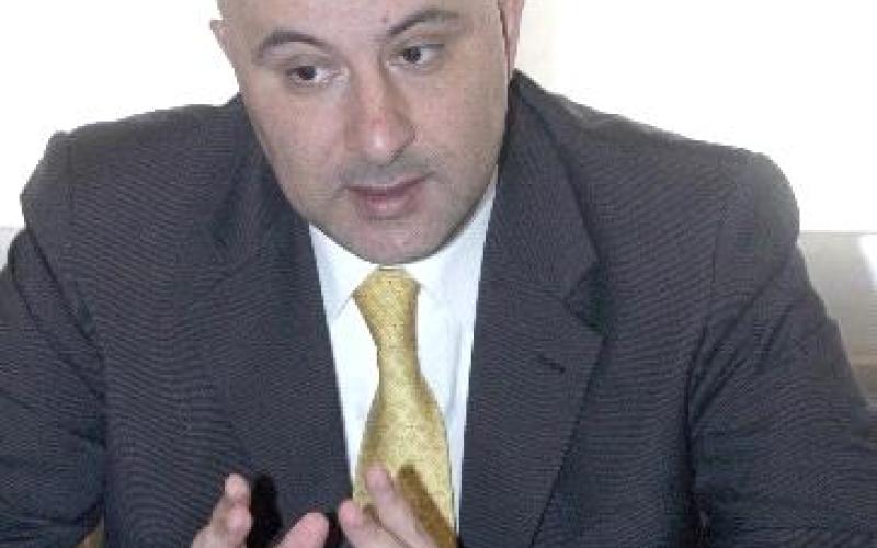 الحديدي: الحكومة لم تعد قادرة على بناء الاقتصاد الوطني