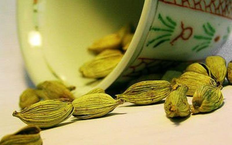 القهوة تأخذ بأسعار الهيل للإرتفاع