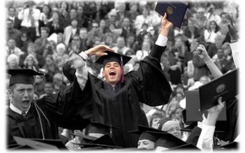 التخصص الجامعي بين رغبة الشباب ورؤية الأهل