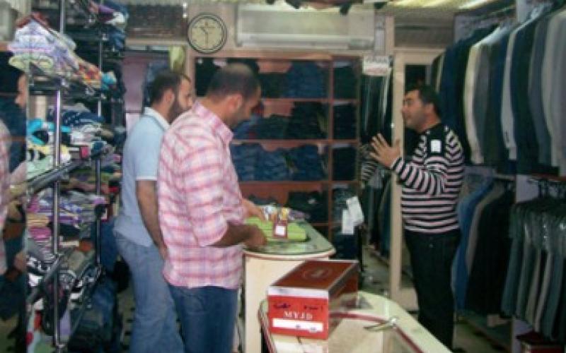 بائعو الملابس: استعباد من نوع آخر (فيديو) 