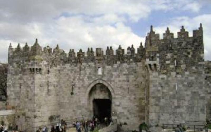 مشروع إسرائيلي لشق فتحة بسور القدس القديمة لطريق جديد