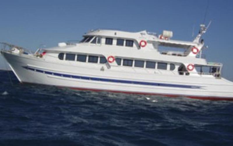 Jordanian Yacht sinks, staff rescued