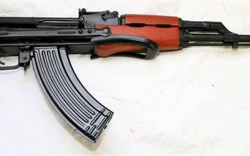 القبض على أشخاص متورطين بإطلاق نار على نائب سابق