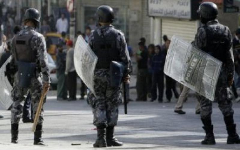 أعمال شغب بالسلط إثر إصابة مواطن بعيار ناري بالرأس