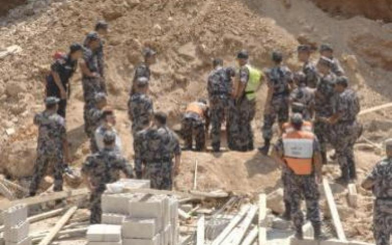 سكان عمارة الكسواني يرفضون الانتقال للمساكن الجديدة