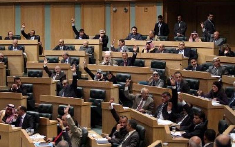 على النواب تحمل النقد الإعلامي لا قمعه ومحاولة إسكاته