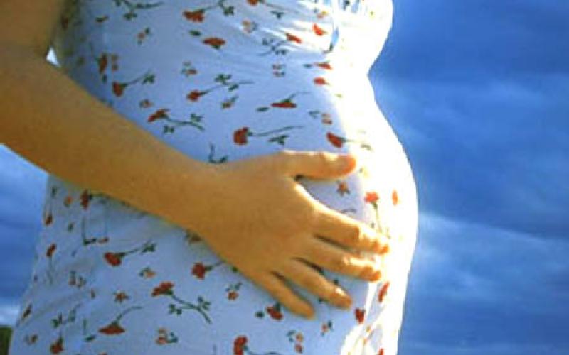 خافت من الحمل فاشتكت على المتهم 