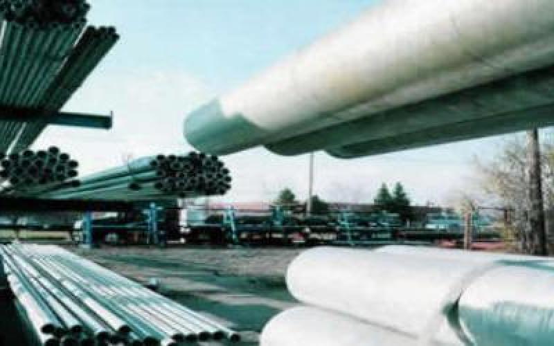 “العاملين بالمناجم” تطالب بتثبيت عمال مياومة الأردنية للأنابيب