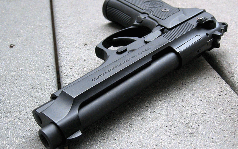 أخ يقتل شقيقه الشرطي بالرصاص