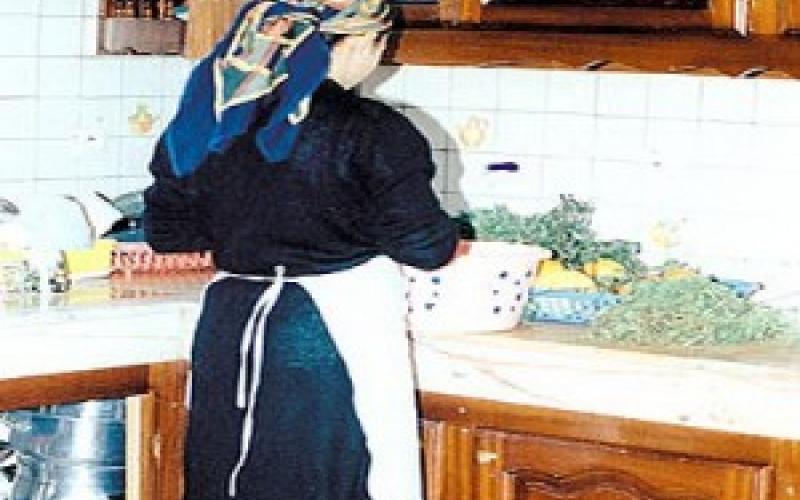 وزارة العمل تعد باستقدام عاملات من فيتنام وأثيوبيا