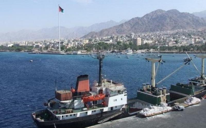 تجاوزات مالية في اللجنة النقابية للعاملين في الميناء