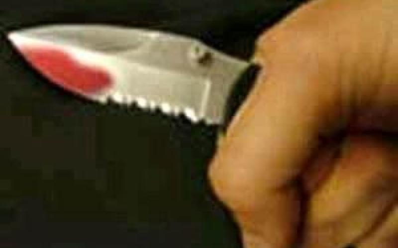 مشاجرة بالأدوات الحادة على مرأى الأمن