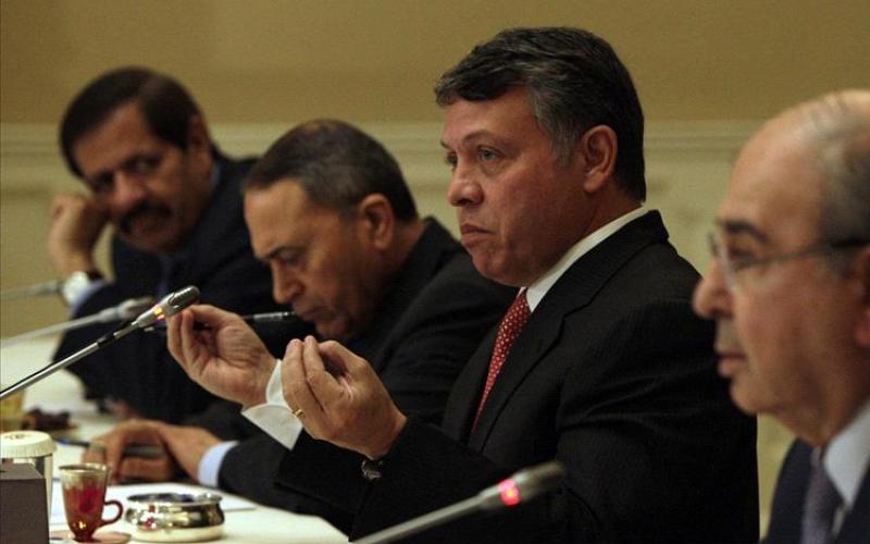 الملك: سنحترم أية تعديلات دستورية تخرج من لجنة الحوار