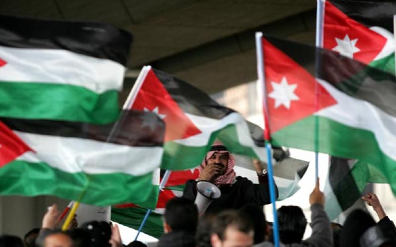 24 آذار تؤكد تماسكها والبعث الاشتراكي يصف شعاراتها بـ “الغوغائية”