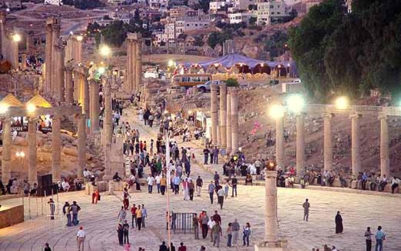 نقابة الفنانين تهدد بإجراءات تصعيديه بسبب إقصائها من لجنة مهرجان جرش