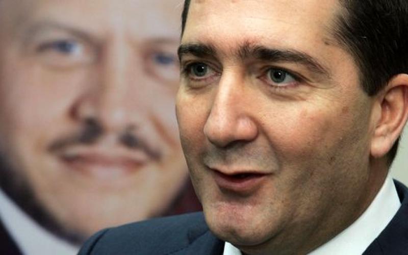 الرفاعي ينفى أن يكون والده الجندي المجهول الذي قاد الحكومة