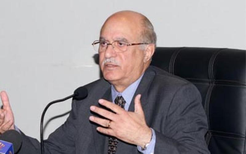 العدوان: إعادة الهيكلة تعالج تشوهات النهج الليبرالي