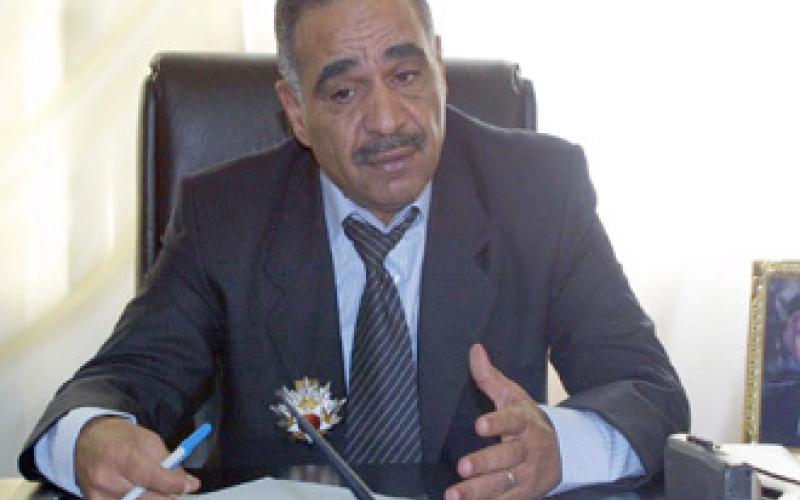 الكفاوين يتنازل عن 1000 دينار شهريا 