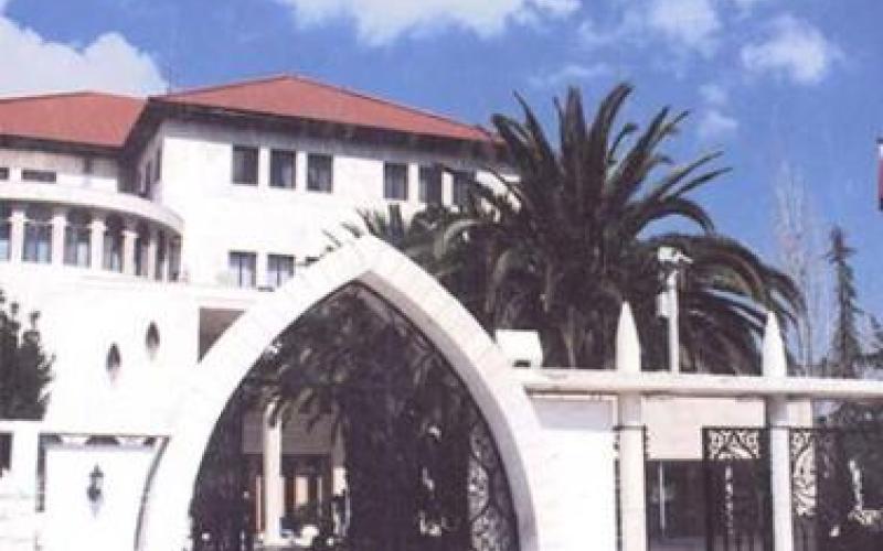 رئاسة الوزراء تؤكد صحة التقارير الطبية حول سفر شاهين