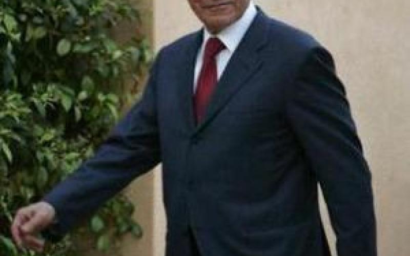 البخيت عين 7 مدراء ومستشارين