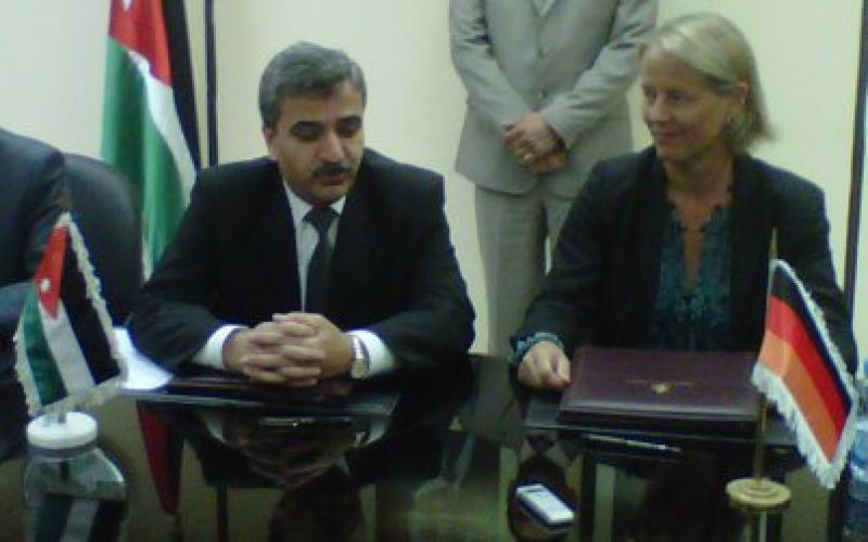 توقيع اتفاقية لمبادلة الدين الألماني بقيمة 27 مليون يورو