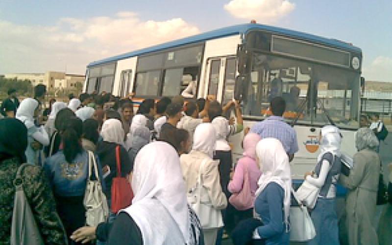 مواصلات الجامعة الهاشمية بانتظار الحل مع اقتراب انتهاء المهلة الممنوحة للشركة