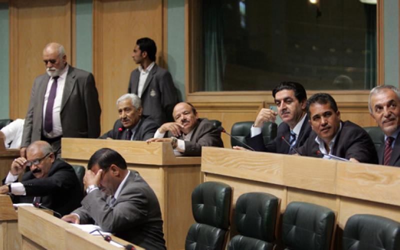 النواب يتهم الاخوان بتحويل الحراك إلى ملشيات عسكرية