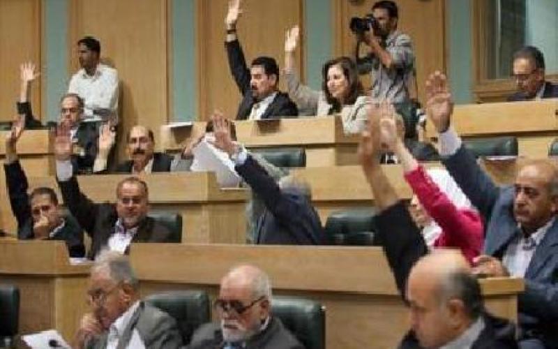 وثيقة نيابية: لا ضير بانتخابات مبكرة ونواب يعترضون