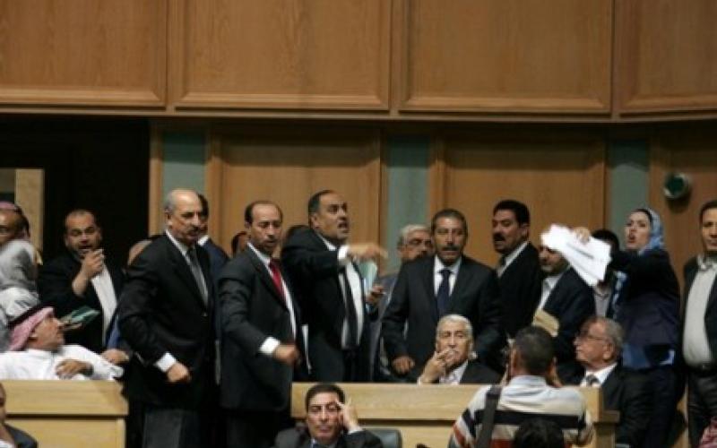 مذكرة أغلبية نيابية تطالب باستمرار لجان التحقيق