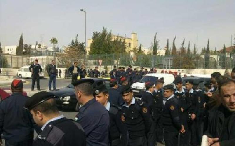 إدانة حزبية وشعبية لفض اعتصام الرئاسة