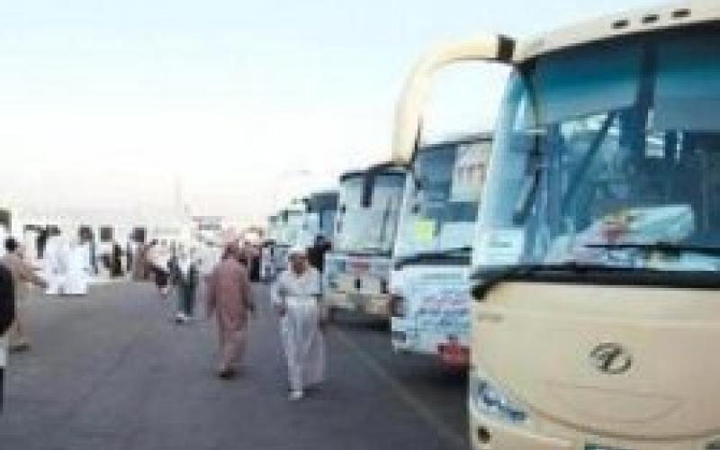 مكاتب للحج والعمرة تخالف القانون والاوقاف تحذر