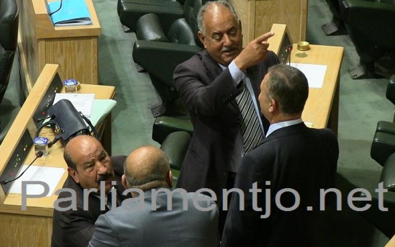 تقرير للقدس:مجمل مناقشات النواب للموازنة خارج الموضوع