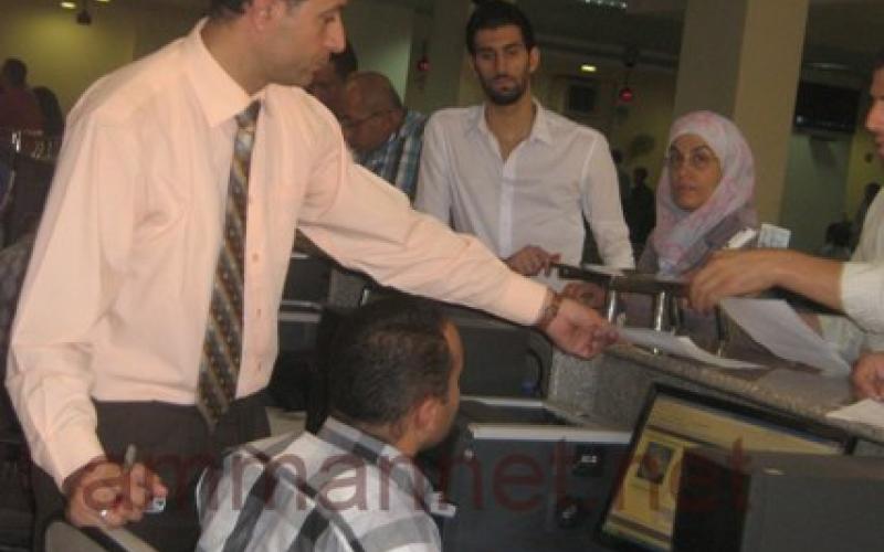 إقبال ضعيف على التسجيل للانتخابات النيابية- صور