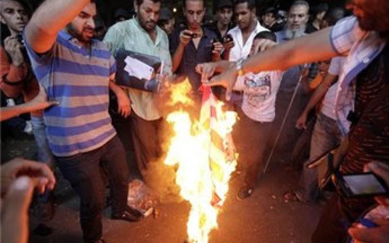 مسيرات منددة بالإساءة للرسول في المدن الفلسطينية