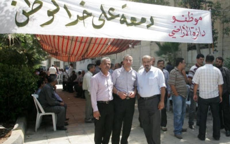 في اليوم الثامن لاعتصام الاراضي:لا بوادر لحل الازمة