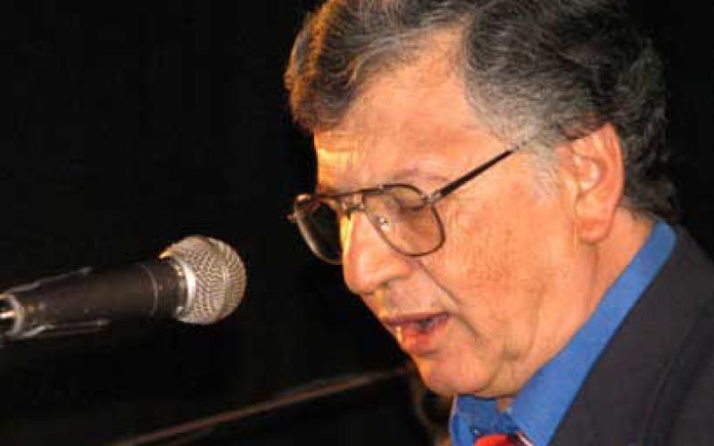 تكريم القاسم في الثقافي الملكي